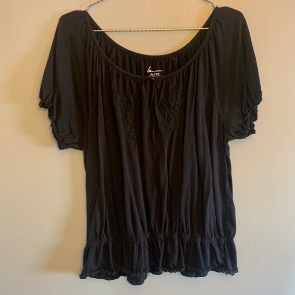 Lane Bryant Black tshirt with embroidered flower - Picture 1 of 7